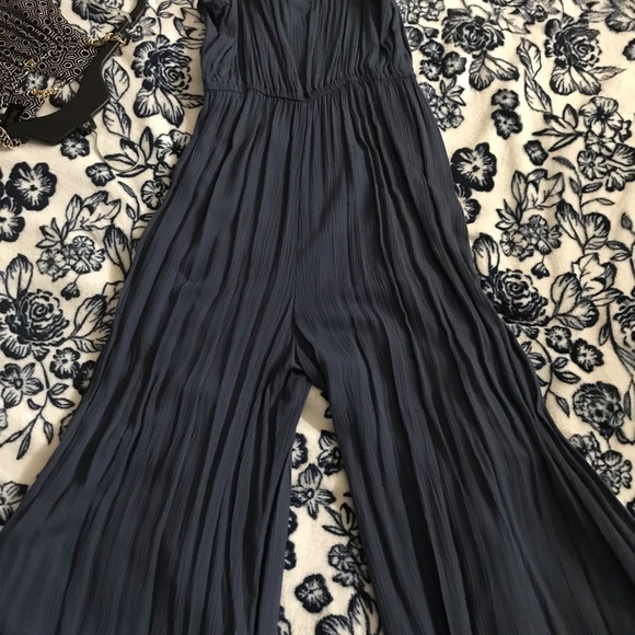 Women’s “American Rag” Dark Blue One Piece Jumpsuit😍 - Picture 5 of 6